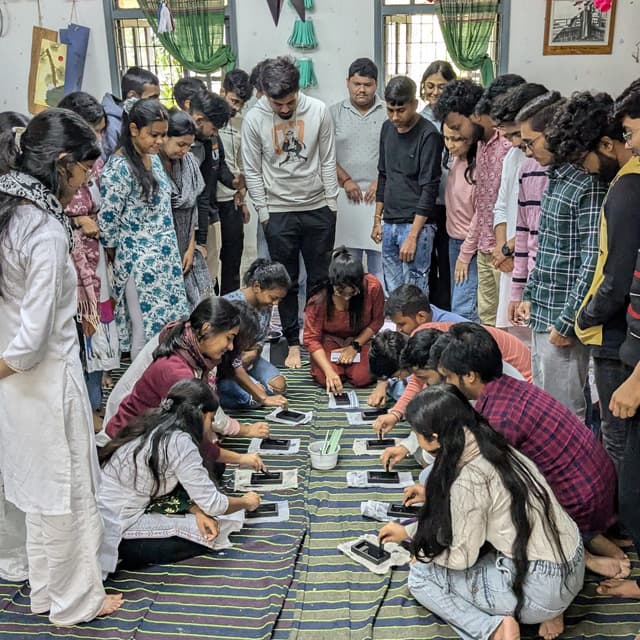 新恵美佐子 Misako Shine 